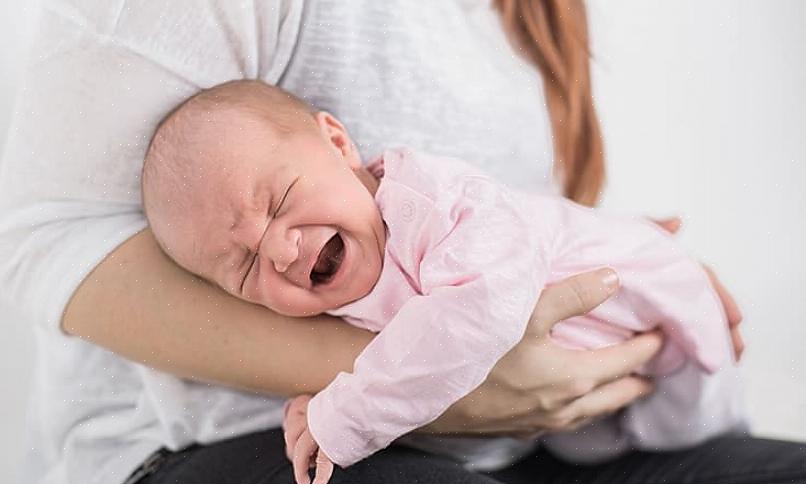 נענה על 10 השאלות שהורים שואלים הכי הרבה על קוליק תינוק