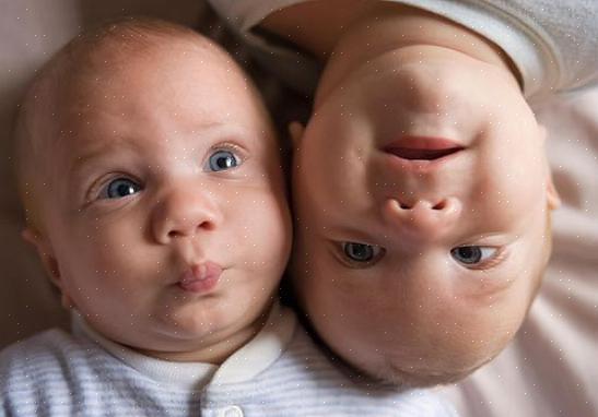 מפתחות לגידול תאומים זהים ואחים