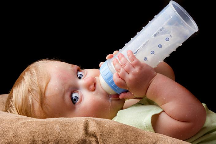 השיטה היעילה ביותר להימנעות מחללים בבקבוק התינוק היא היגיינת הפה והשיניים