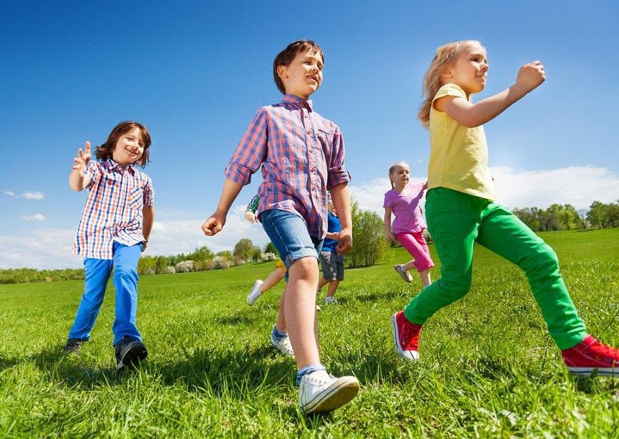 משחקי קפיצה הם גם רעיון מצוין כי ילדים חסרי מנוחה שורפים את האנרגיה שלהם בצורה מהנה ומבלי להרגיז אחרים