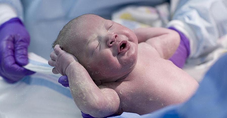 הבדיקות שנעשות לתינוקות שזה עתה נולדו במהלך השעות והימים הראשונים מבטיחות לנו שילדינו בריאים לחלוטין