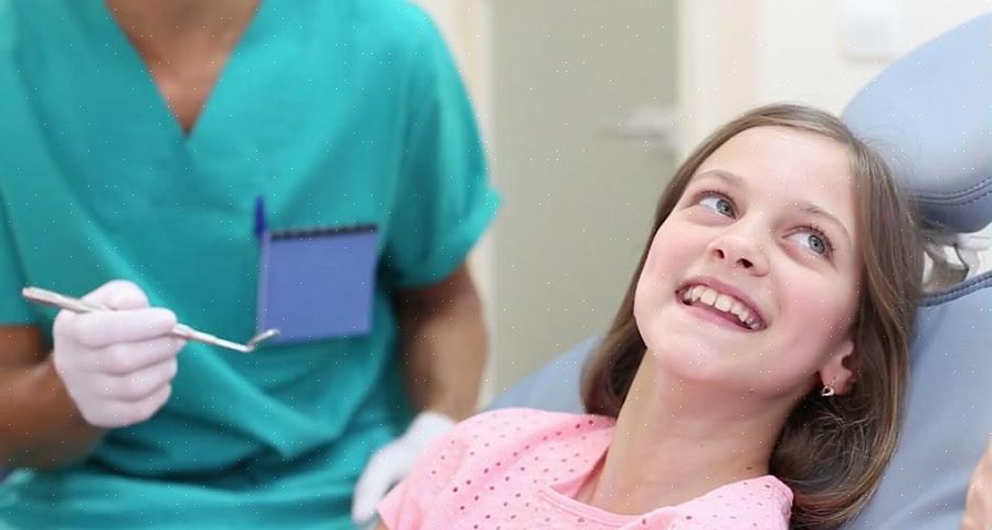נושא היגיינת הפה בבית הספר צריך ללמד את הילדים על החשיבות של בדיקות שיניים קבועות