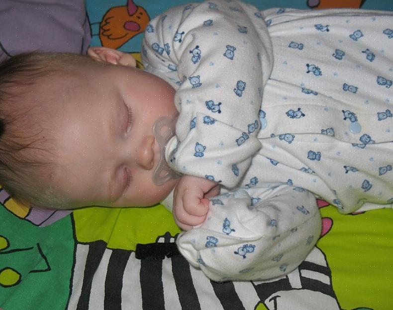 שאלה נפוצה בקרב הורים היא מתי הילדים שלהם צריכים להפסיק לנמנם