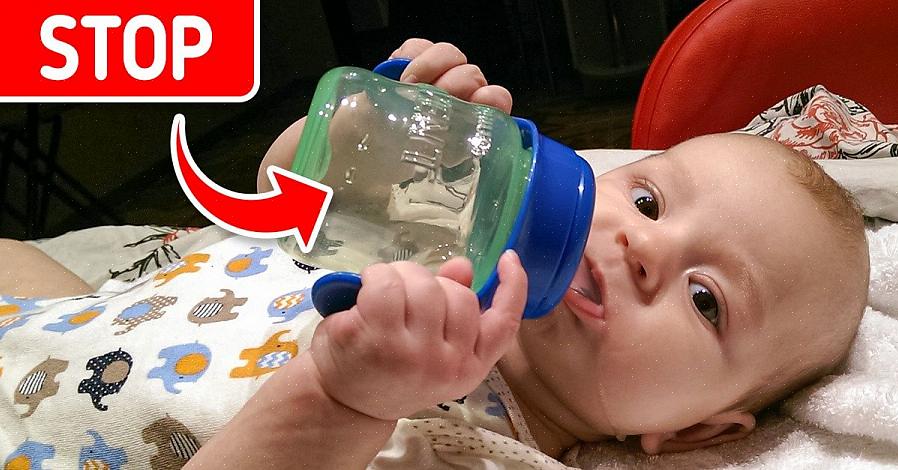 למה תינוקות לא צריכים לשתות מים לפני 6 חודשים