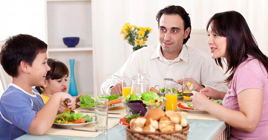 גלה את העצות הבאות שיעזרו לילדים שלך לאכול טוב
