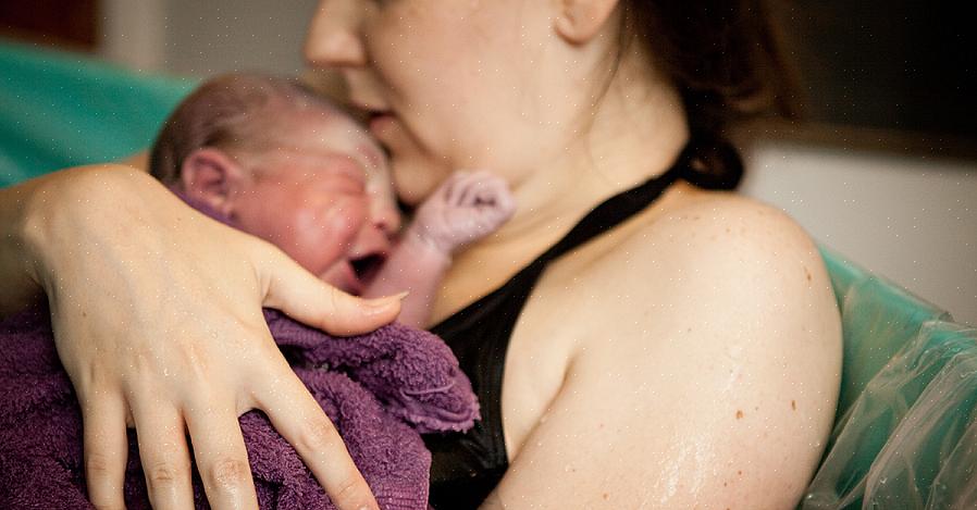 לידה רגילה או פיזיולוגית היא התהליך הביולוגי שבאמצעותו התינוק שולח אותות לאמו להתחיל בלידה