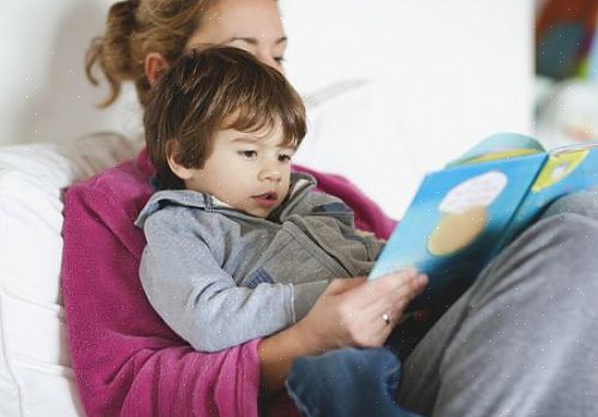 ישנן שש מיומנויות קדם קריאה ראשוניות שילדים מפתחים לפני ובמהלך הגיל הרך