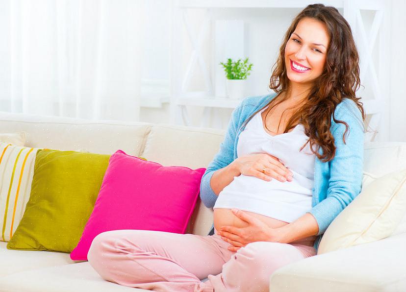 החשיבות של שיחה עם תינוקך במהלך ההריון